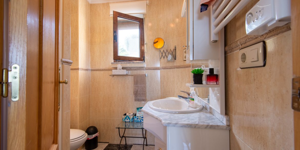 147809-villa-for-sale-in-algorfa-27082546-large