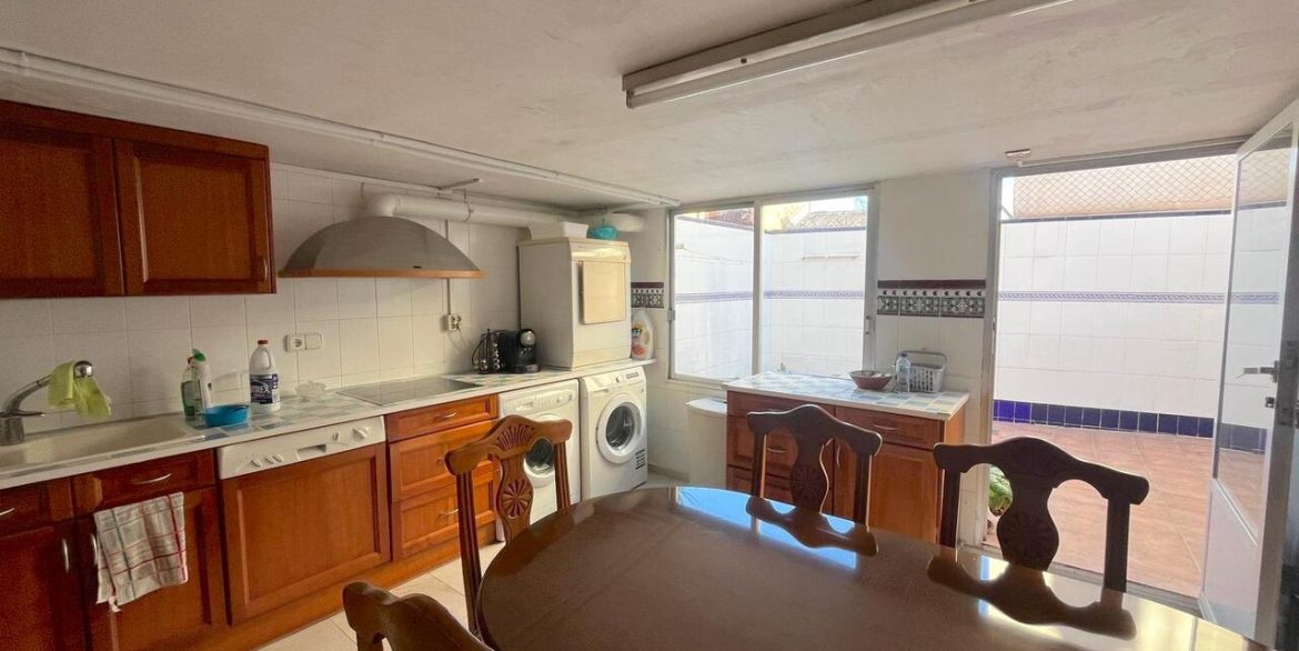 158390-townhouse-for-sale-in-formentera-del-segura-30696240-large