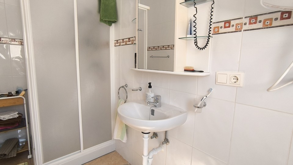 H Bath2