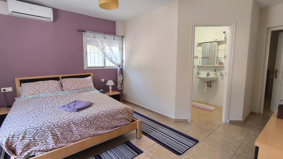 H Bed1a