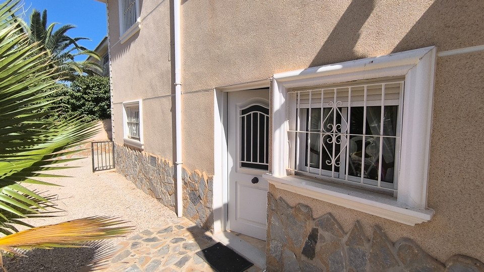 Villa H