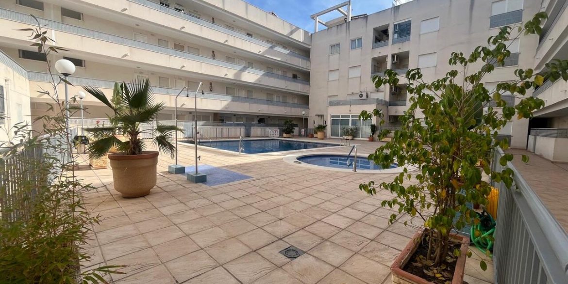 158825-apartment-for-sale-in-almoradi-30866508-large