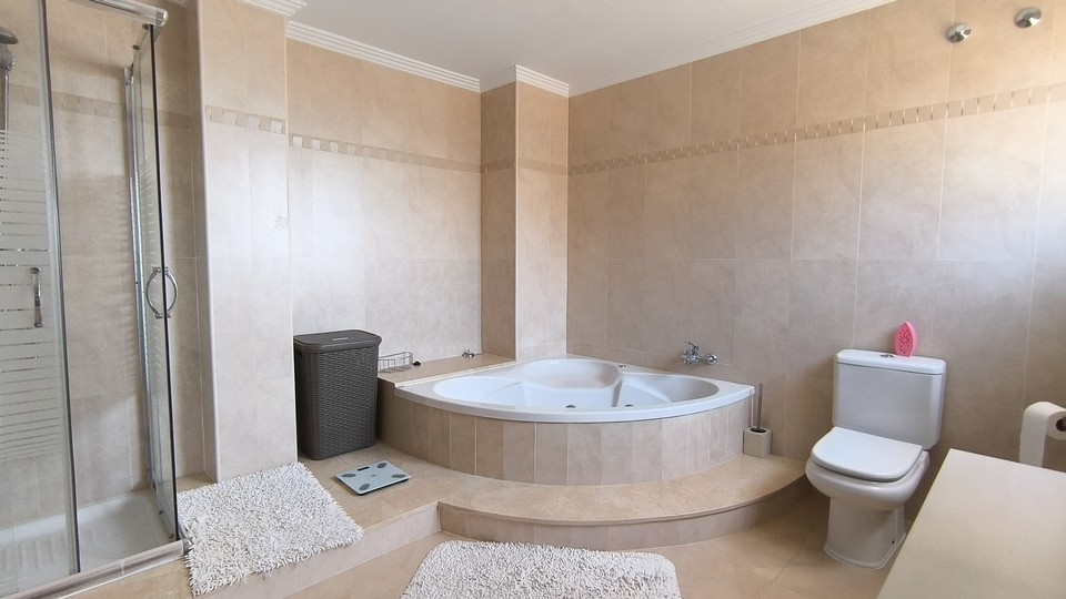 Bath2