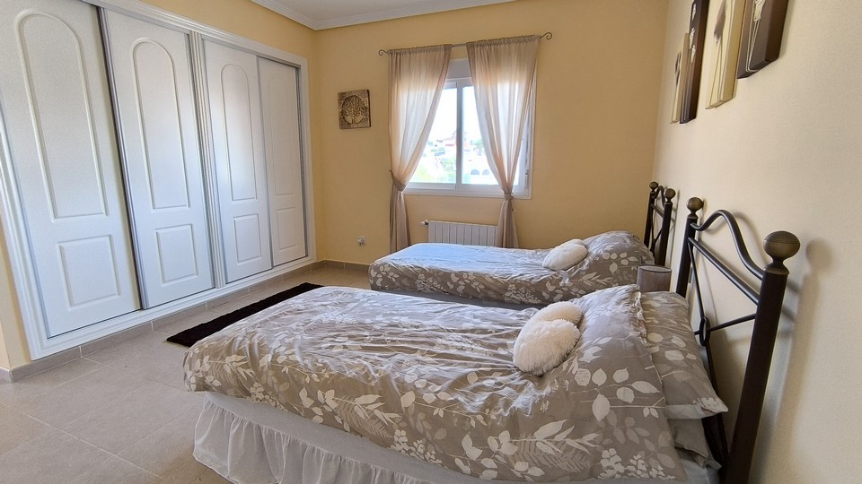 Bed4b
