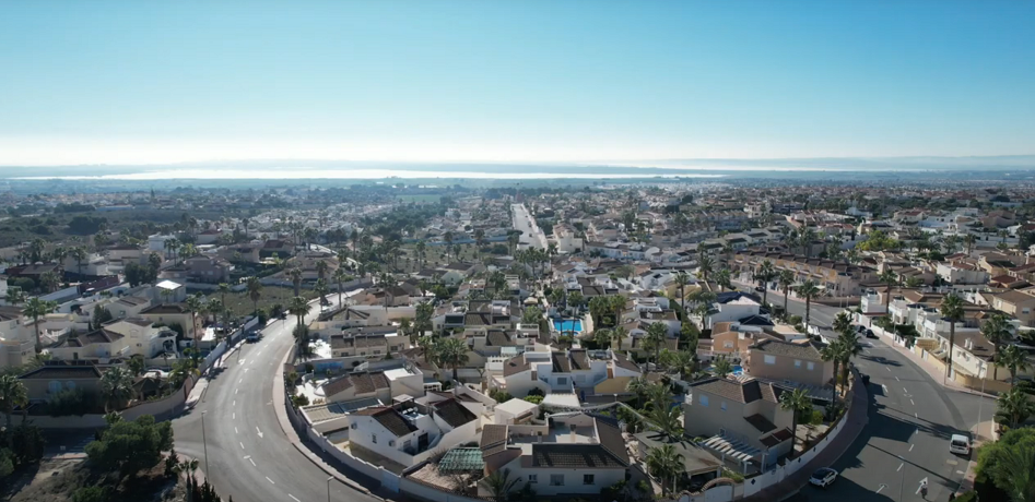 Quesada - La Fiesta Aerial