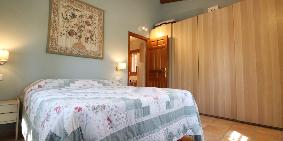 17.5363bed3wardrobe