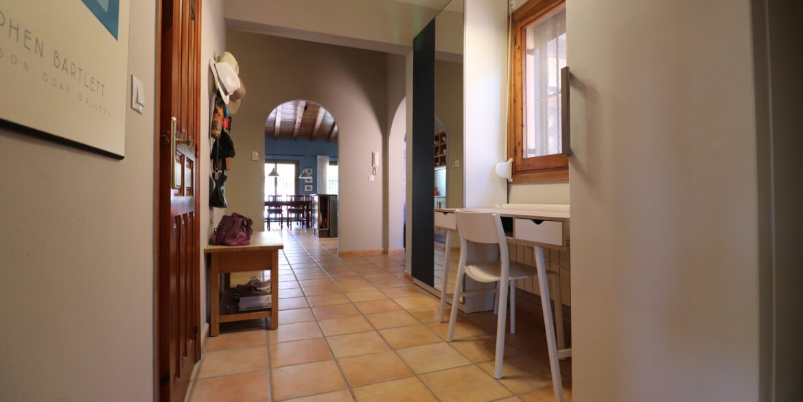 22.5363hallway