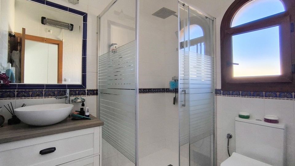 Bath2a