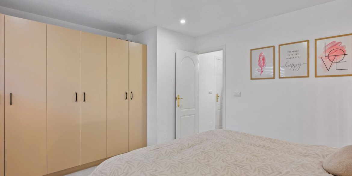 Bed1b
