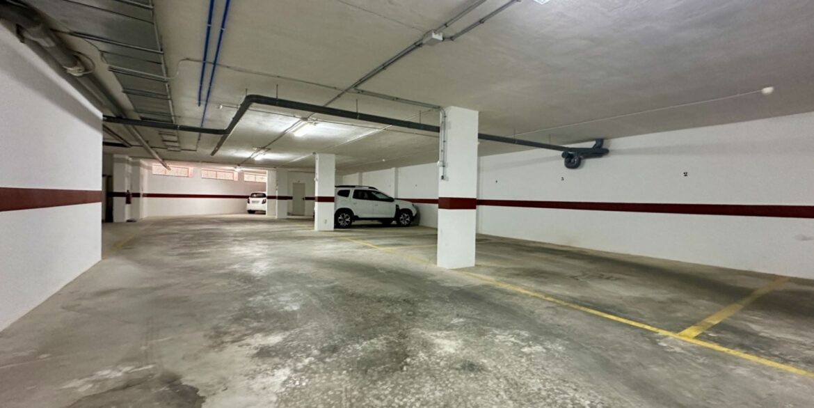 704542_xl