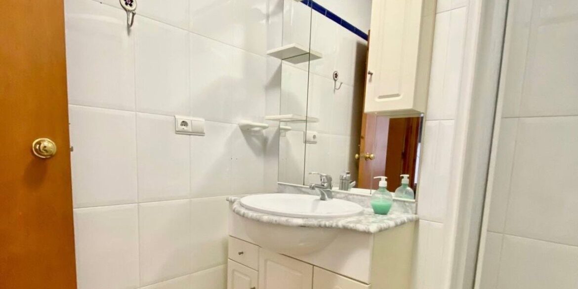 Bathroom-3-CSH132