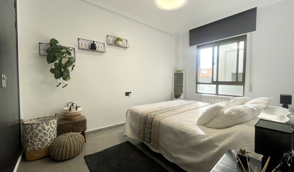 Bedroom-2-CSH124.jpeg