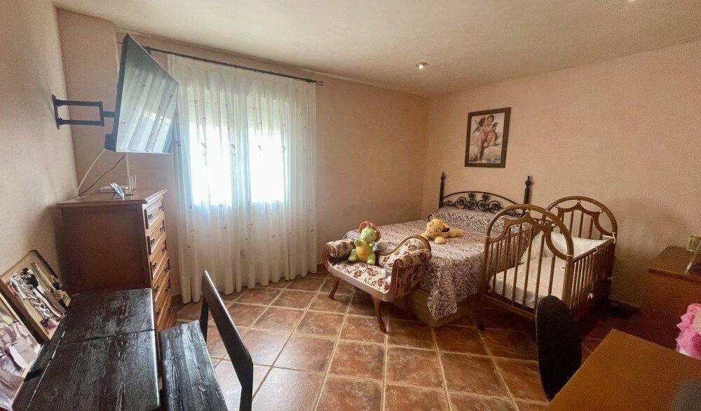 Bedroom-3-CSH7