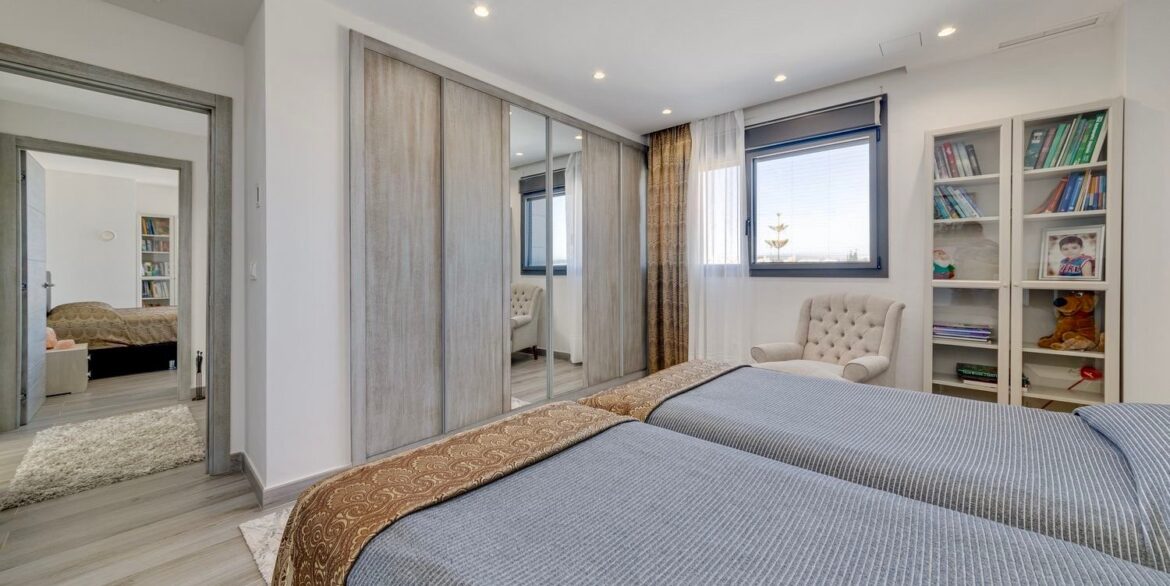 Bedroom-3-CSH94