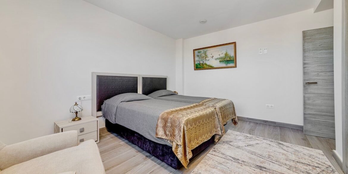 Bedroom-6-CSH94