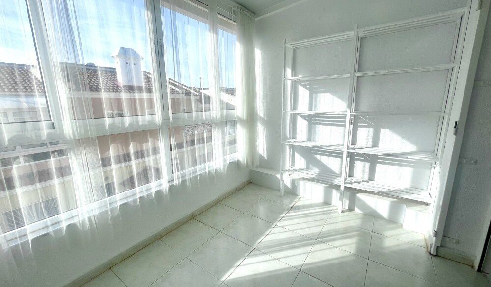 Bedroom-CSH145