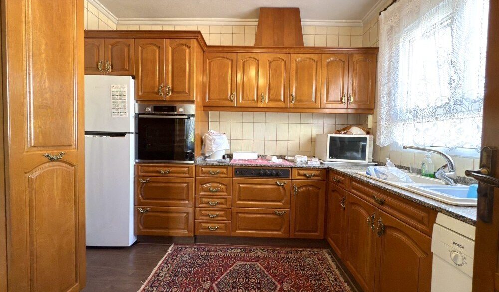 Kitchen-2-CSH136