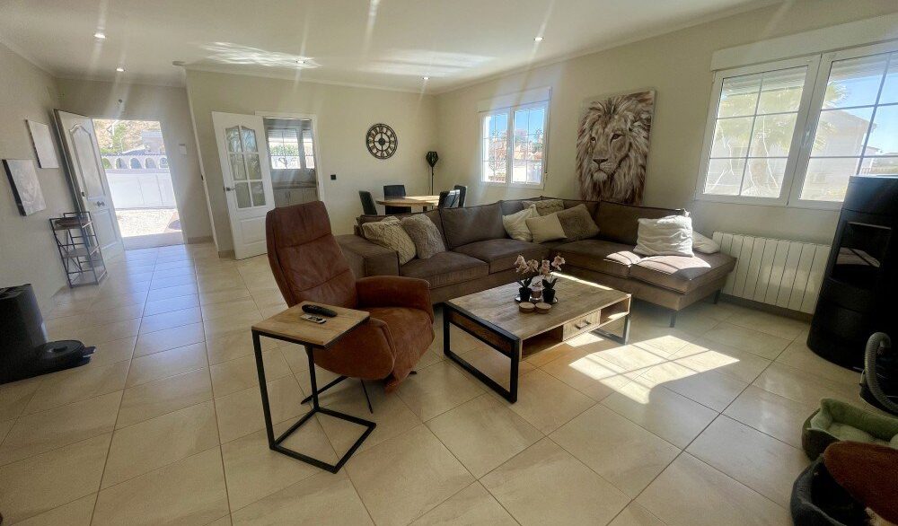 Living-room-CSH146.jpeg