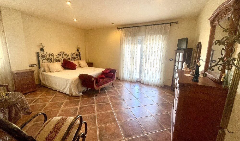 Master-Bedroom-CSH7