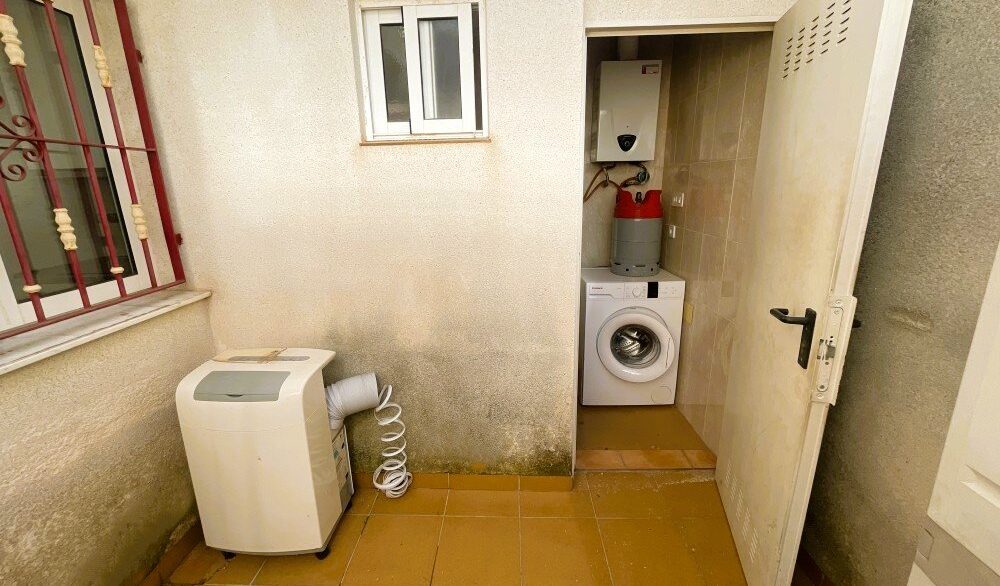Patio-with-bathroom-CSH125.jpeg