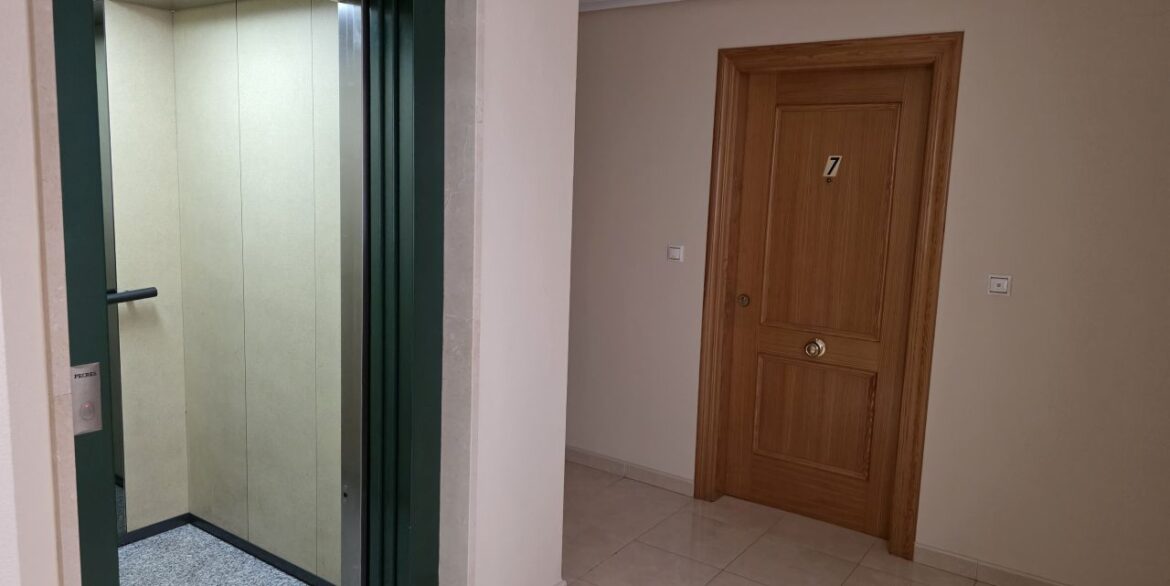 frontpic20-fo990