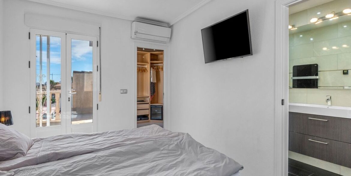frontpic60-lm002-1