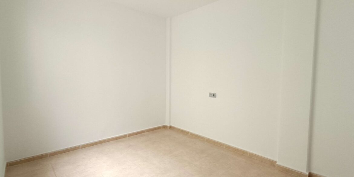 12415_lovely_apartment_in_a_great_location_041225134712_img20251204115535