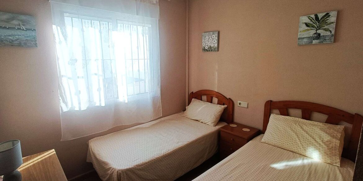 12500_beautiful_bungalow_on_montemar_181225125024_15