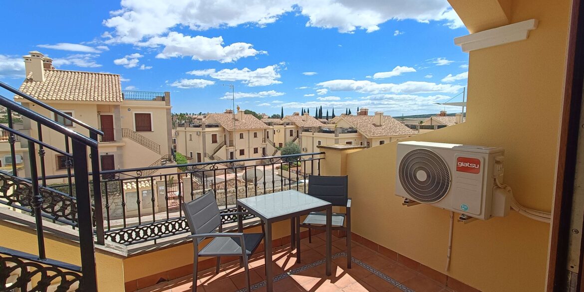 13171_stunning_top_floor_apartment_with_private_solarium_150426124734_23
