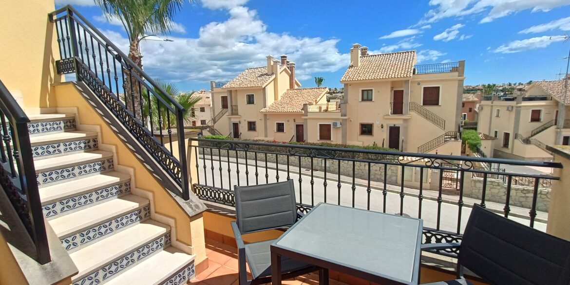 13171_stunning_top_floor_apartment_with_private_solarium_150426124855_28