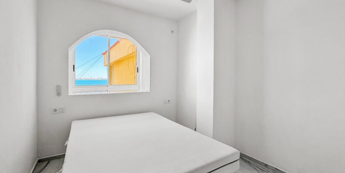 735008_xl