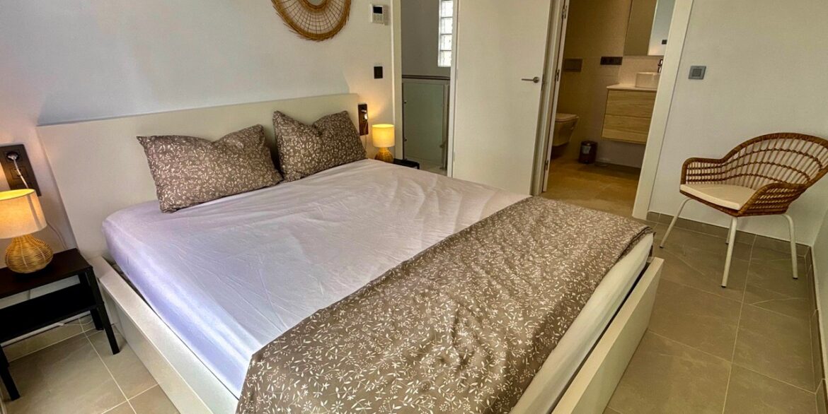 Bed2