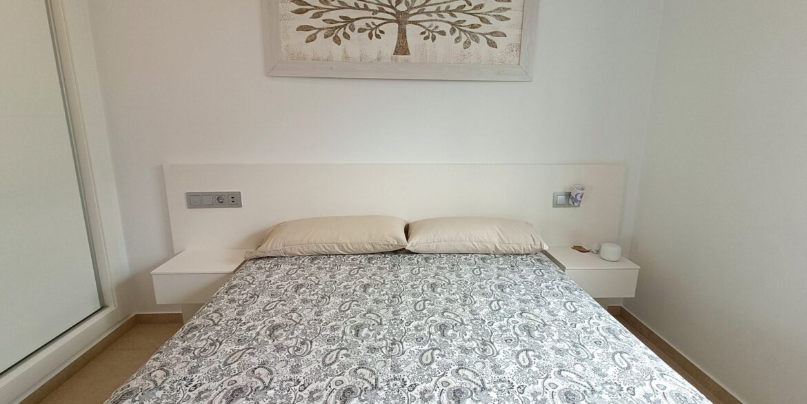 10699_stunning_modern_villa_050625164212_bath_1b