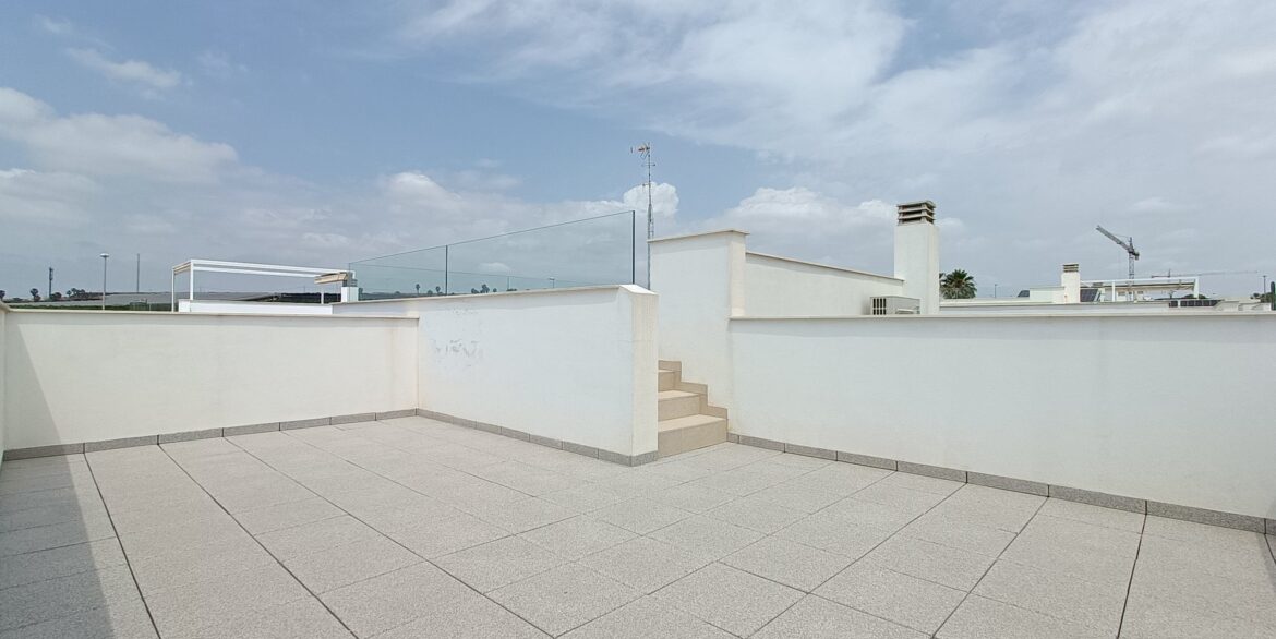 10699_stunning_modern_villa_050625164826_sol_1