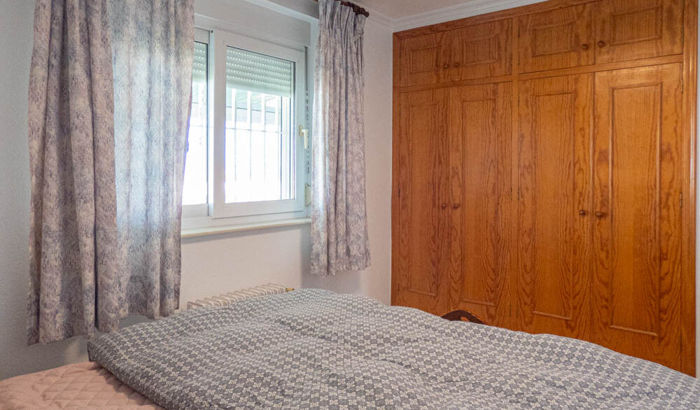 8093_stunning_reformed_countryside_villa_051024104011_p1210355