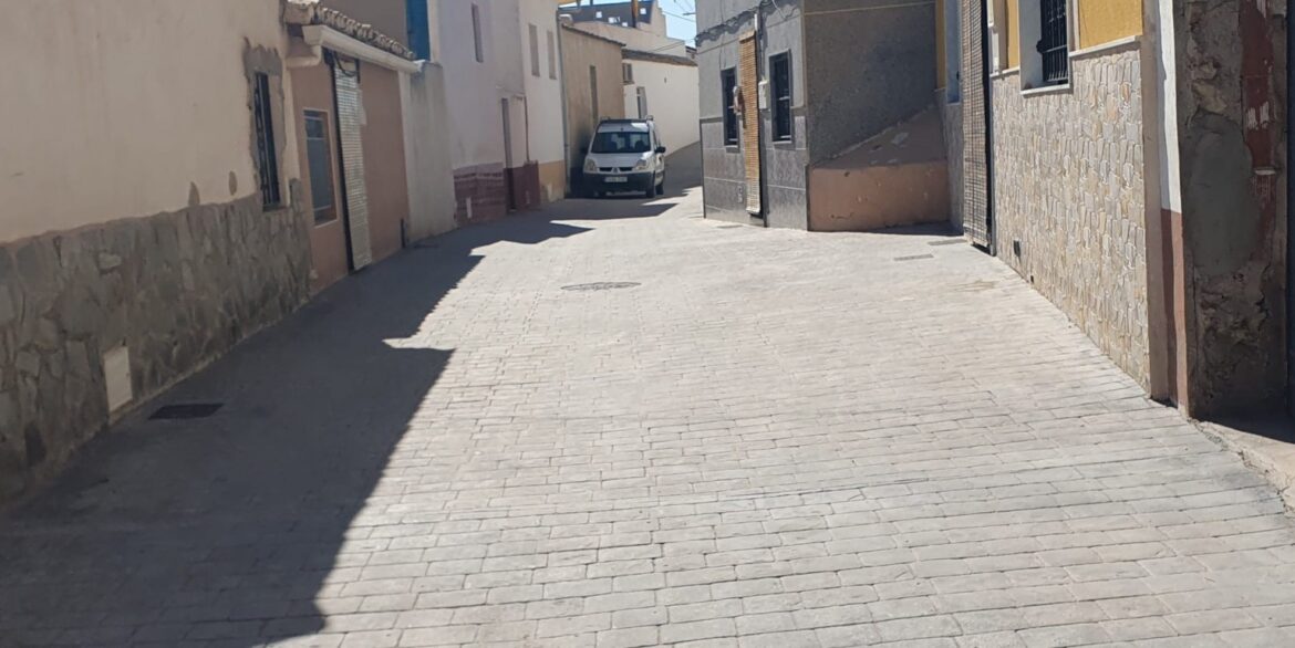 full_1529606_66302297