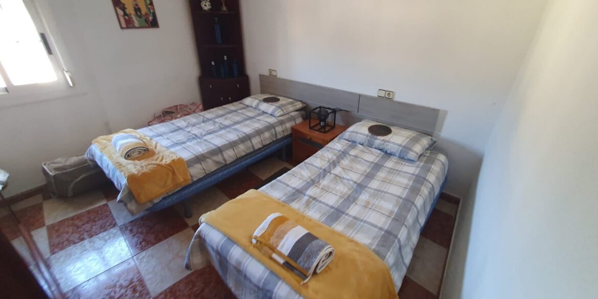 full_1529606_66302299