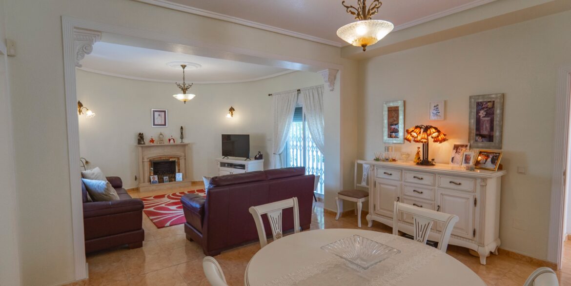 o_1itkn9ldj5c9lqf1hfe1ta01dmnki