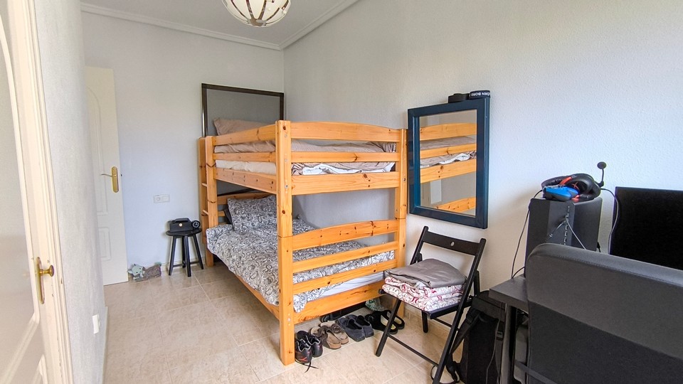 Bed2