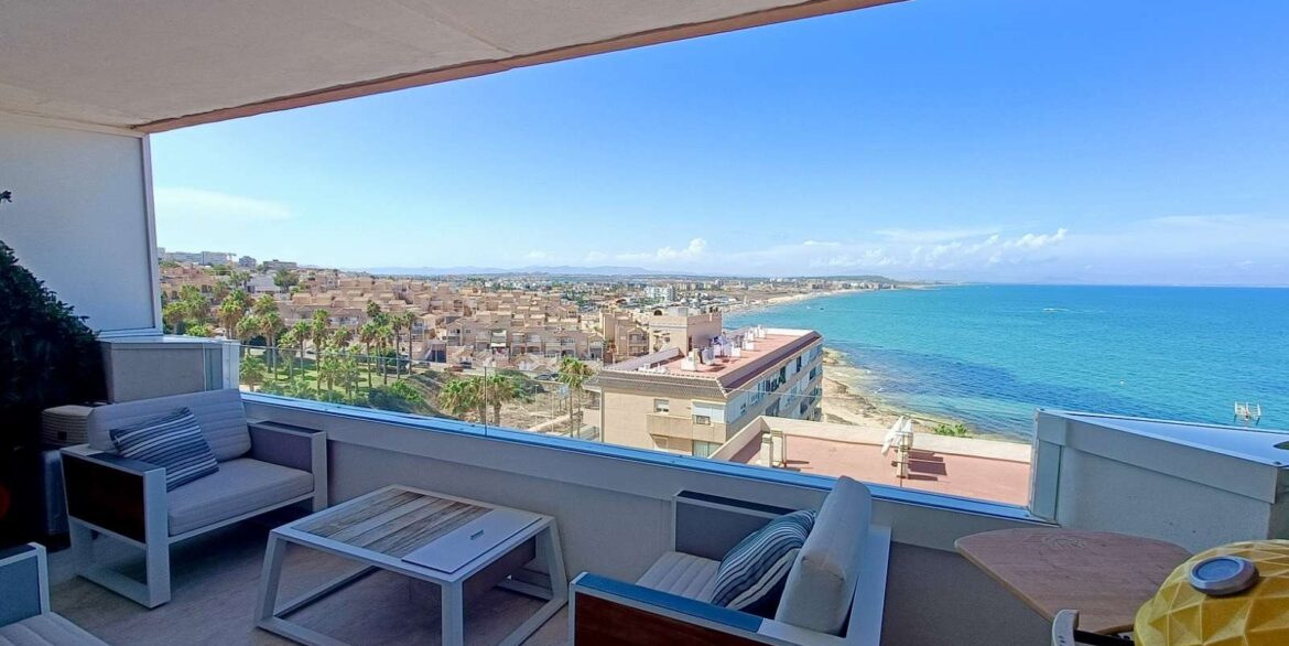 14226_renovated_2_bedroom_apartment_with_stunning_sea_views_in_cabo_cervera__torrevieja_070826181919_3c1369e8_a344_44c5_a8b2_27fe9d567217apartment_for_sale_in_torreviejajpg