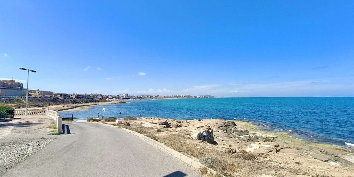 14226_renovated_2_bedroom_apartment_with_stunning_sea_views_in_cabo_cervera__torrevieja_070826181919_a283e6ed_b433_4d9a_ae2e_f556188c677eapartment_for_sale_in_torreviejajpg