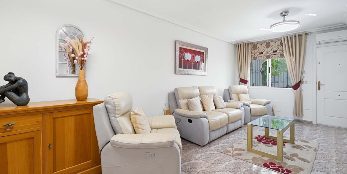 157_townhouse_for_sale_in_pinar_de_campoverde_230626085619_dscf8931