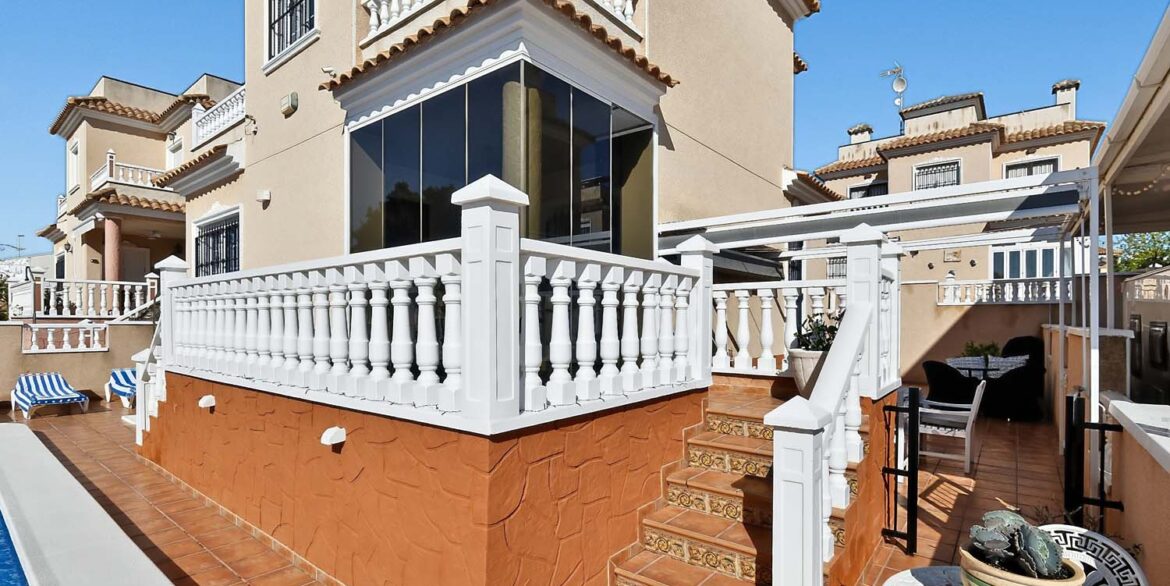 224_detached_villa_for_sale_in_pinar_de_campoverde_110326093551_rawmedia_7337