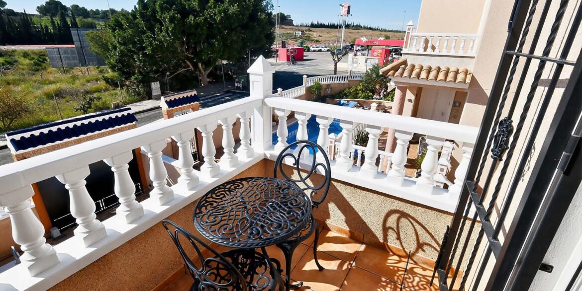 224_detached_villa_for_sale_in_pinar_de_campoverde_110326093552_rawmedia_7413
