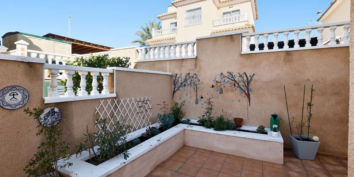 224_detached_villa_for_sale_in_pinar_de_campoverde_110326095607_rawmedia_7325
