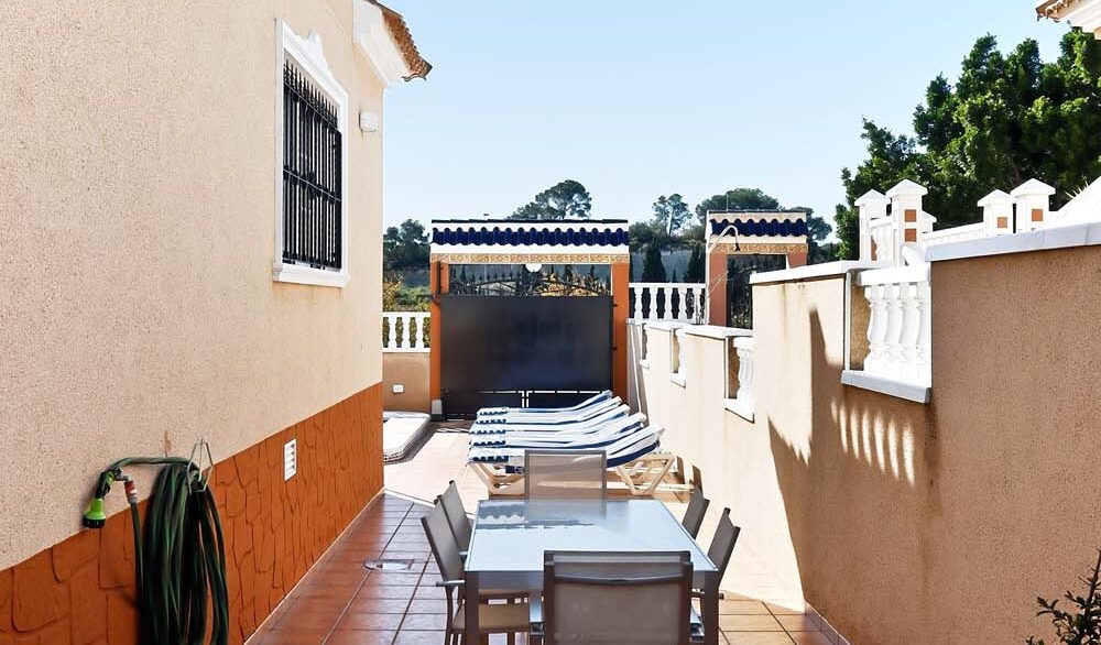 224_detached_villa_for_sale_in_pinar_de_campoverde_110326095607_rawmedia_7327