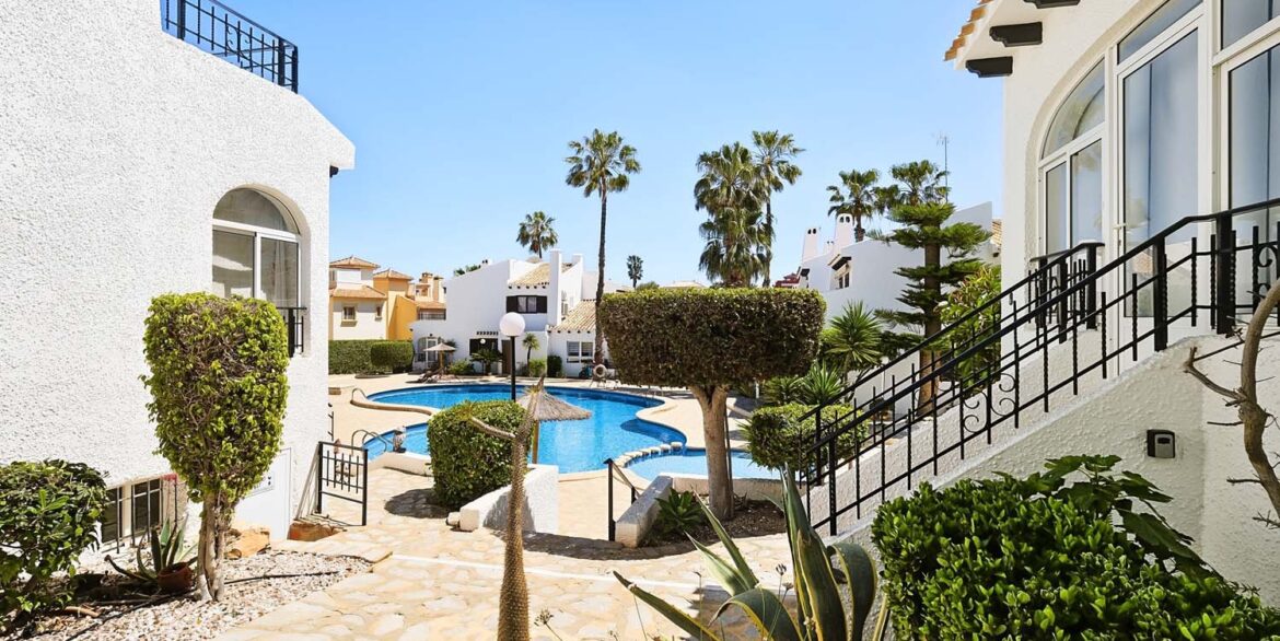246_townhouse_for_sale_in_cabo_roig_230426085307_dscf2758