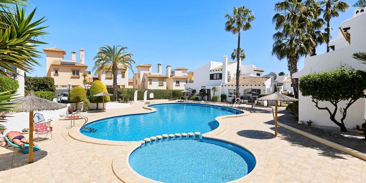 246_townhouse_for_sale_in_cabo_roig_230426085307_dscf2764
