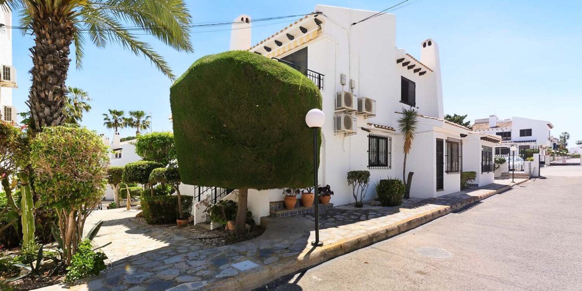 246_townhouse_for_sale_in_cabo_roig_230426085307_dscf2777