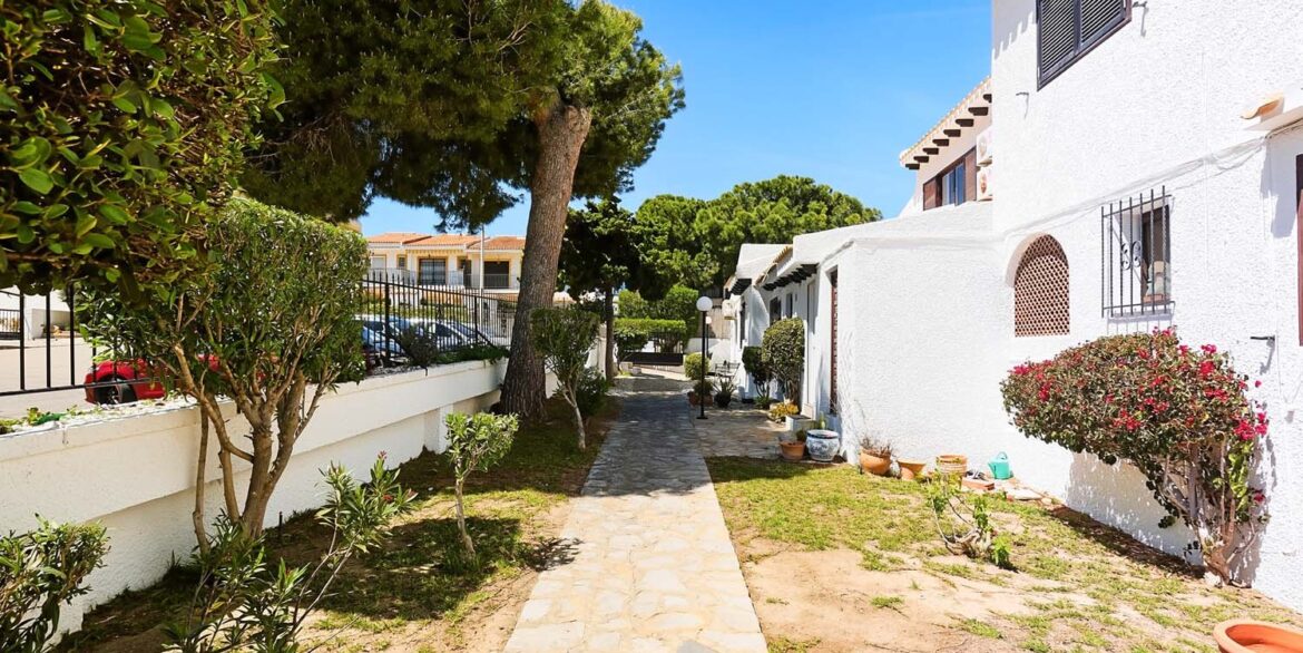 246_townhouse_for_sale_in_cabo_roig_230426085308_dscf2770
